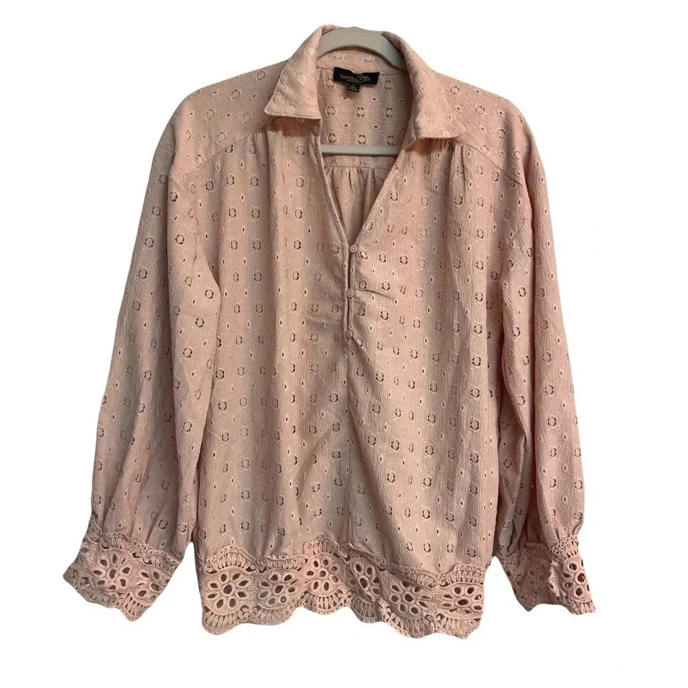 Suzanne Betro women’s pink eyelet trim blouse size large